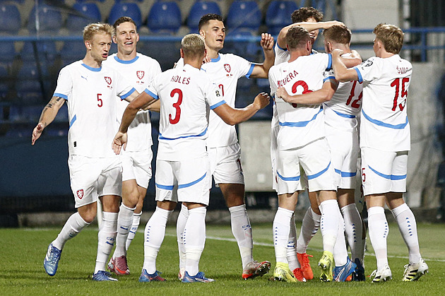 Nejlepším hráčem Staněk, čtenáři vyzdvihli také Krejčího. Pod průměrem Souček