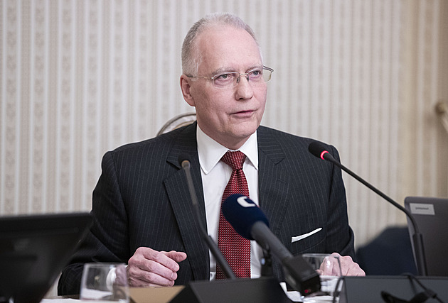 Rusové na Ukrajině brutálně vraždí, to samé by dělali v Česku, varoval šéf BIS