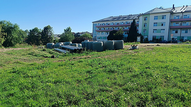 Čtyři stovky příhozů a rekordní ceny. E-aukci pozemků si radnice pochvaluje