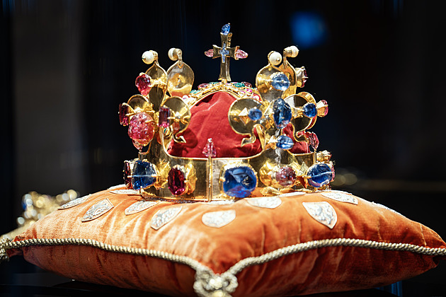 Korunovační klenoty 2025: Do kdy jsou vystaveny a na které části pokladu leží kletba