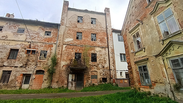 Z brownfieldu se může stát nová rezidenční čtvrť, ochránce před tím varuje