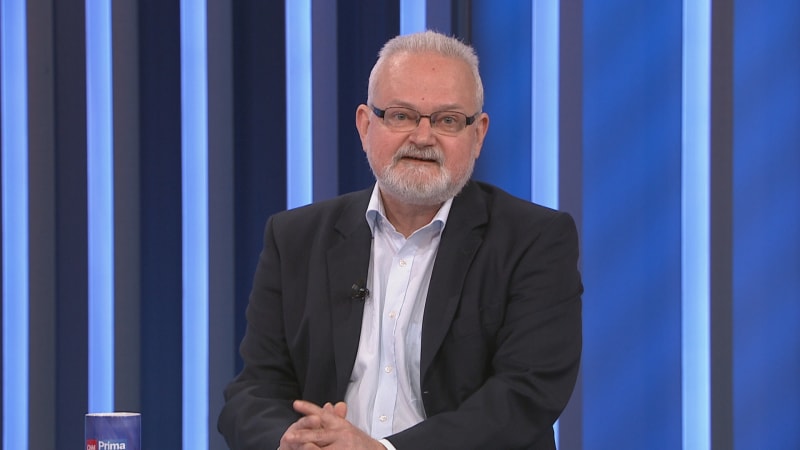 Superdebata odrážela nelogičnosti těchto voleb, říká Schmarcz. Poukázal na důchodový paradox