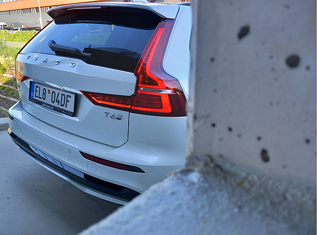 Rekviem za kombíky Volva. Model V60 je posledním mohykánem