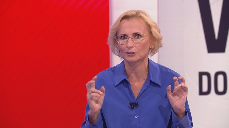 GLOSA: VŘSR jako Velký říjnový sešup rudých. Co je moc, to je moc aneb Pouhá nenávist už nestačí