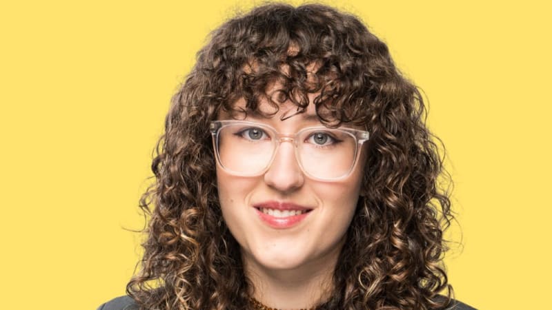 Česko má nejmladší poslankyni v historii. Ve školství chci řešit i AI, říká Julie Smejkalová