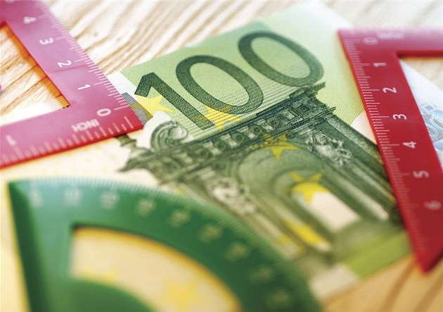 Roztříštěné evropské dotace růstu ekonomiky Česka nepomáhají, říká NKÚ