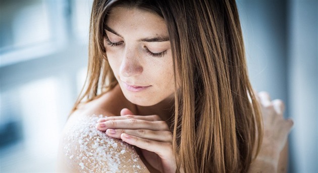 Bezpečná, silná, léčivá. Sedm důvodů, proč používat přírodní kosmetiku