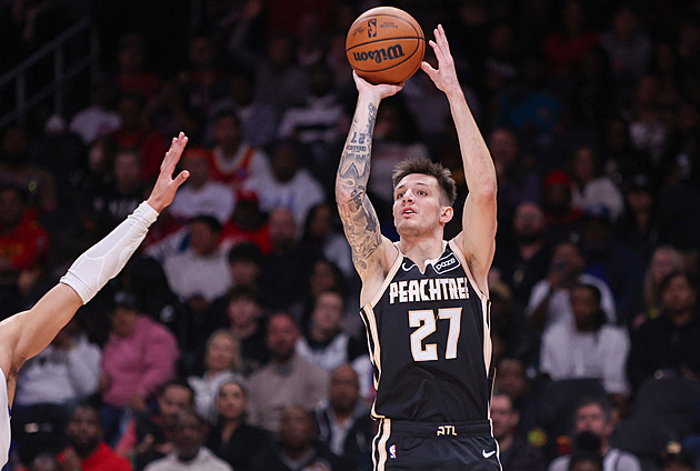 Krejčí poprvé v základu, rozjetý Detroit ale nezastavil. LeBron má v NBA další rekord