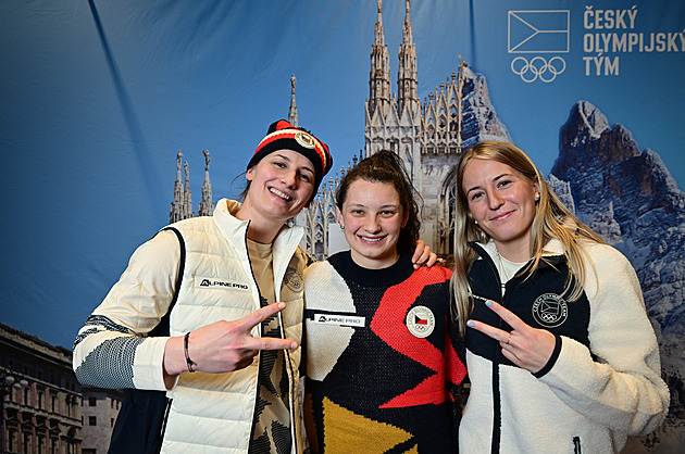 Začal hokejový turnaj žen na ZOH 2026. Kdy hrají Češky?