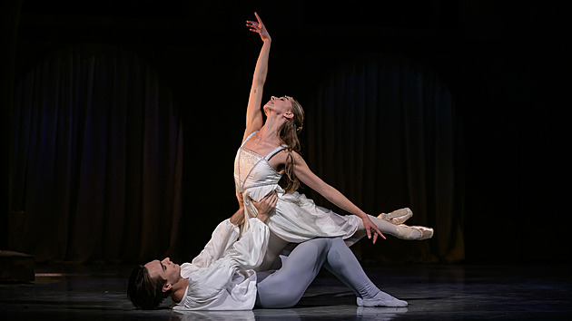 OBRAZEM: Do Olomouce se vrací balet baletů. Romea a Julii tančí noví sólisté