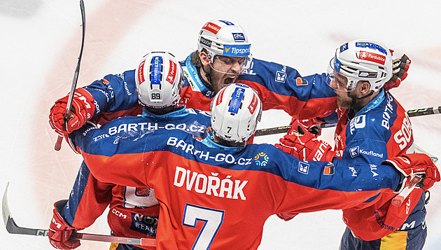 ONLINE: Pardubice - Sparta 1:0. Červenka hrál vysokou holí, gól domácích neplatí