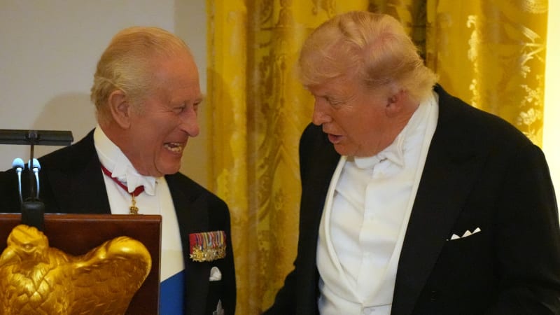 Král Karel III. si při večeři dělal z Trumpa legraci. Británie – USA 1:0, píše britský tisk