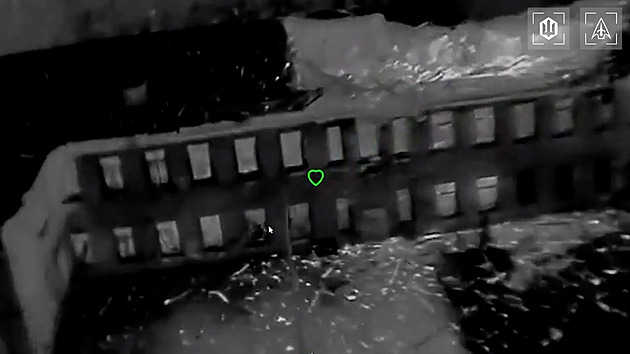 VIDEO: Ukrajinci udeřili na ruskou školu pilotů dronů. Zabili jsme 65 vojáků, tvrdí