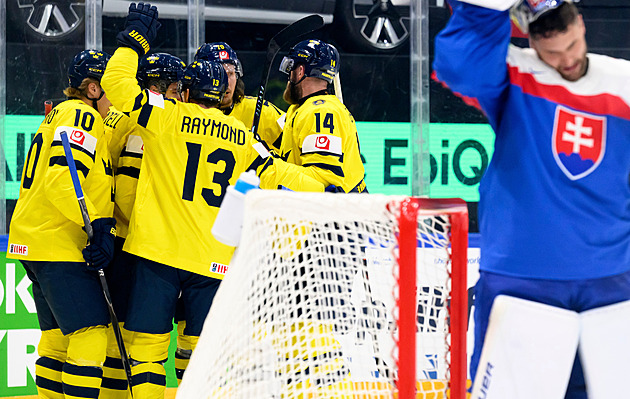 Švédsko - Slovensko 4:2. Konec sousedů na turnaji. Larsson se vysmál Pospíšilovi